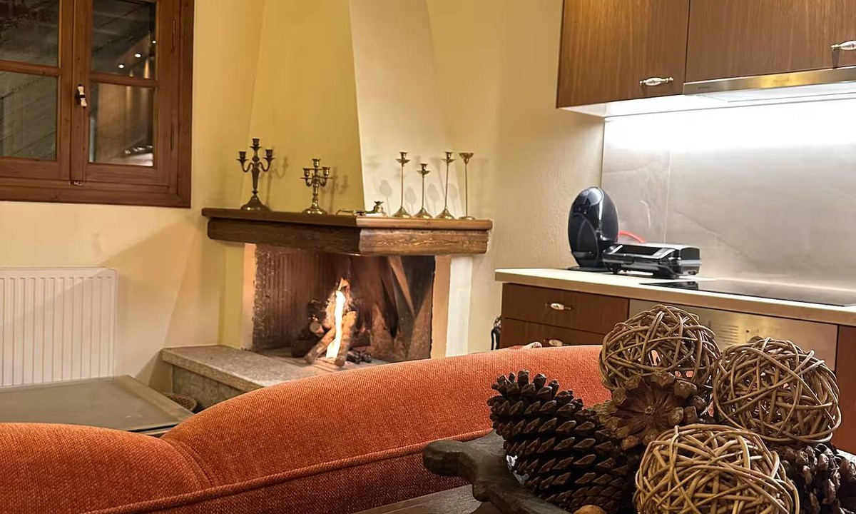 Arachova Apartment | Ξενώνας «Νοσταλγία», Αράχωβα