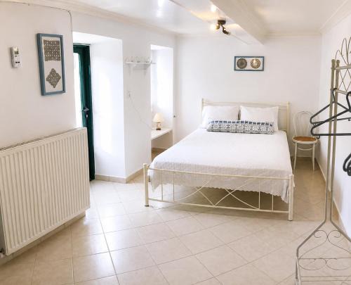 Andros Town Apartment | Τα σπίτια στα Λειβάδια - Γιασεμί