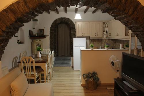 Tinos Apartment | Το Σπίτι του Παππού