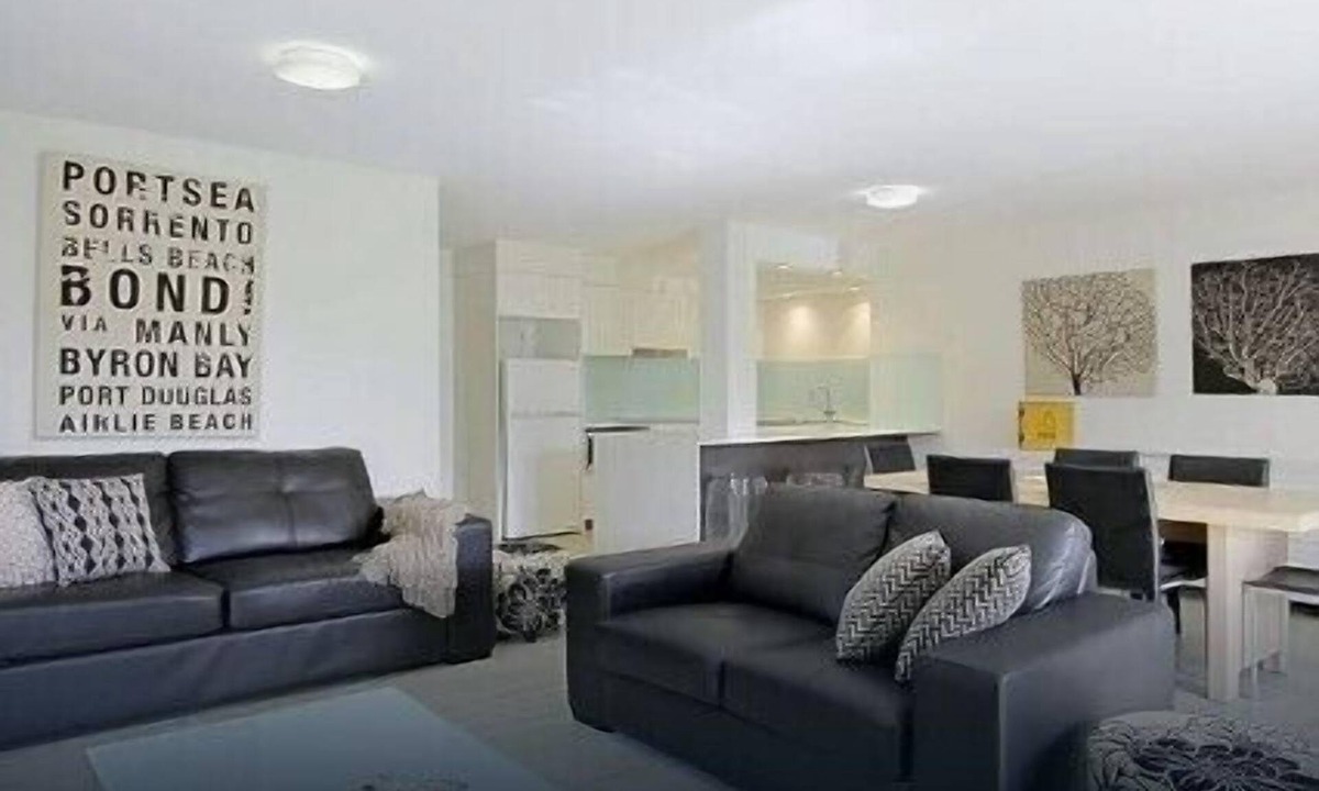 Lawson Street Clarkes Beach | Byron Bay