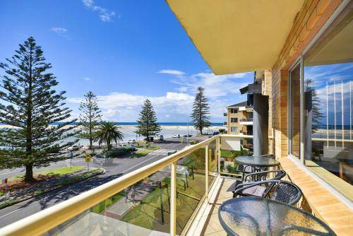 The Entrance Apartment | 100 m² Apartment ∙ 2 bedrooms ∙ 5 guests
