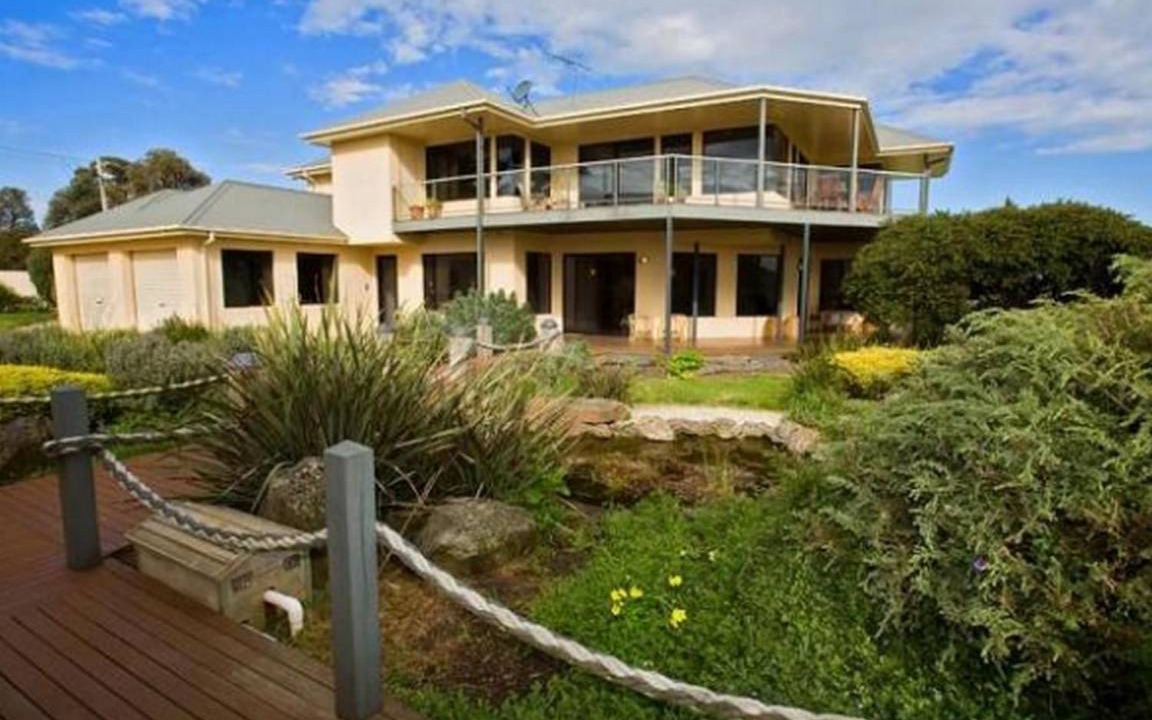 Cowes Apartment | 100 m² Apartment ∙ 2 guests
