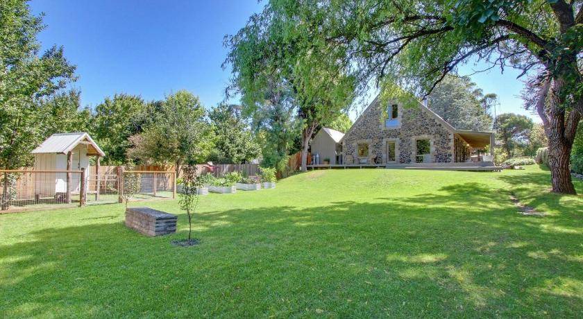 Berridale House | 100 m² House ∙ 4 bedrooms ∙ 8 guests