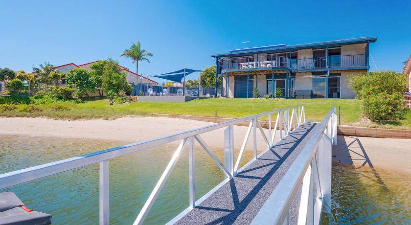 Yamba House | 100 m² House ∙ 4 bedrooms ∙ 11 guests
