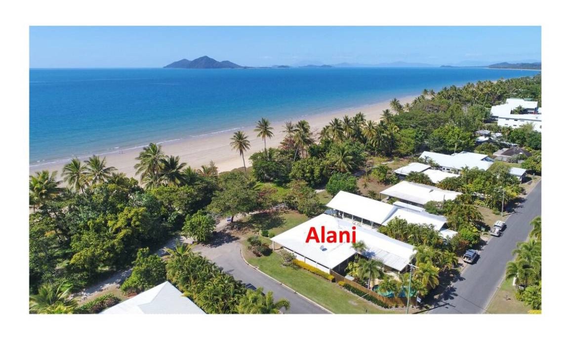 Mission Beach House | 100 m² House ∙ 4 bedrooms ∙ 10 guests