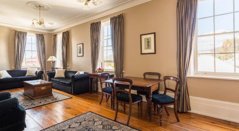 Battery Point Apartment | 100 m² Serviced apartment ∙ 2 bedrooms ∙ 10 guests