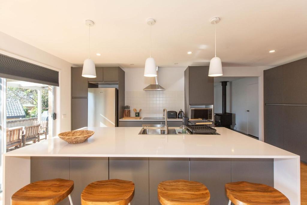 Jindabyne House | 104 Gippsland Street