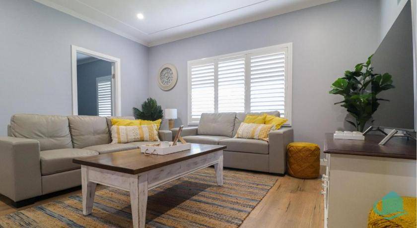 Pelican House | 120 m² House ∙ 3 bedrooms ∙ 8 guests