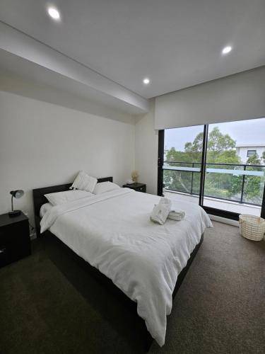 Rouse Hill Apartment | 138 m² Apartment ∙ 3 bedrooms ∙ 7 guests