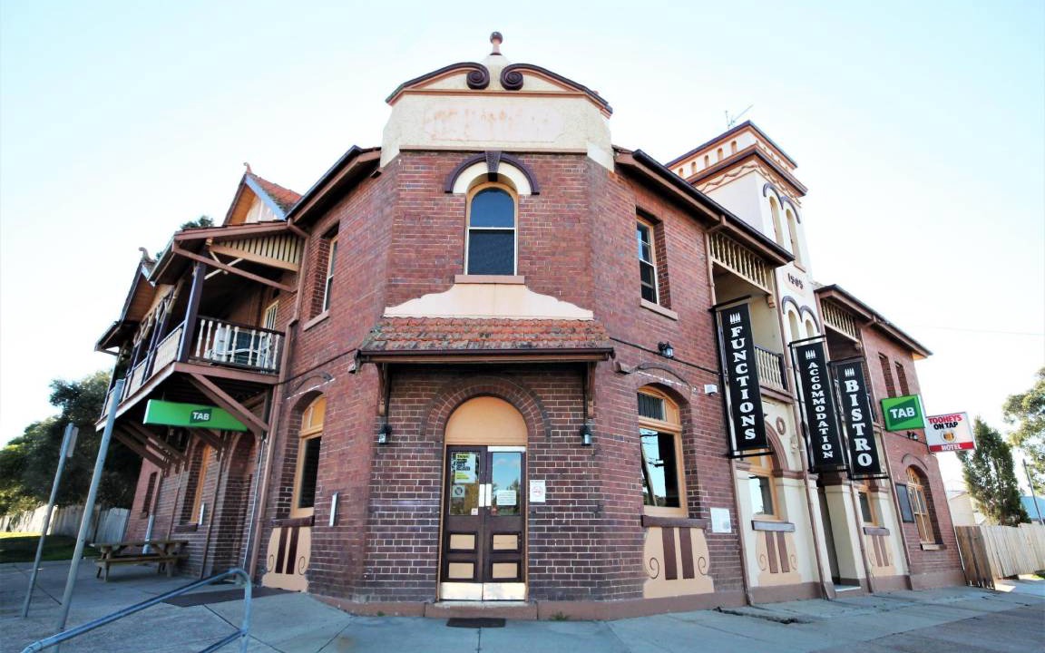 Abermain Hotel | 18 m² Hotel ∙ 10 guests