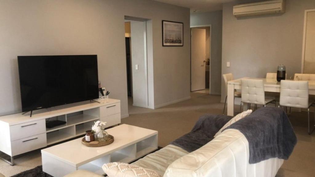 Kings Beach House | #18 Outlook Caloundra, Modern, Town Centre