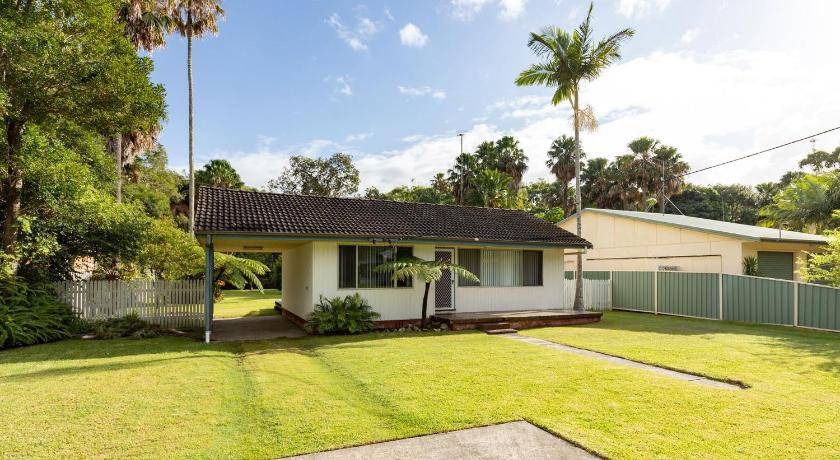 Elizabeth Beach House | 180 m² House ∙ 2 bedrooms ∙ 4 guests