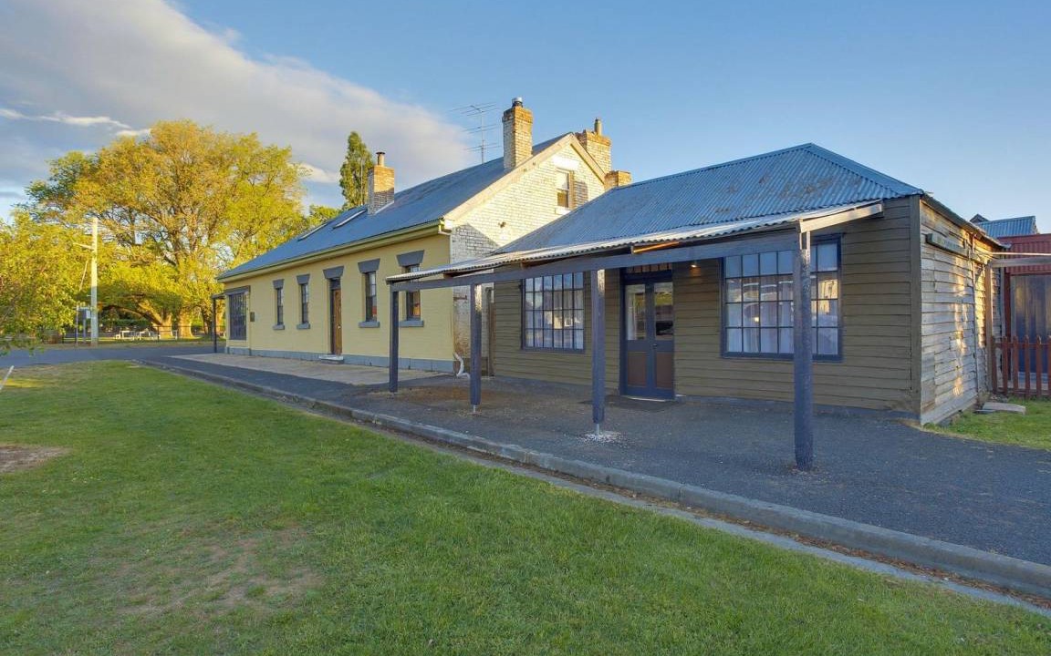 Bothwell House | 180 m² House ∙ 4 bedrooms ∙ 12 guests