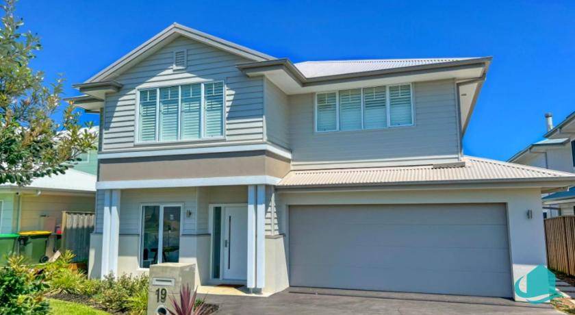 Catherine Hill Bay House | 200 m² House ∙ 1 bedroom ∙ 8 guests