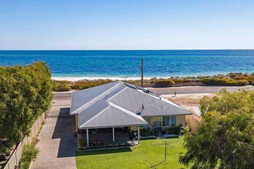 Wonnerup House | 200 m² House ∙ 4 bedrooms ∙ 8 guests