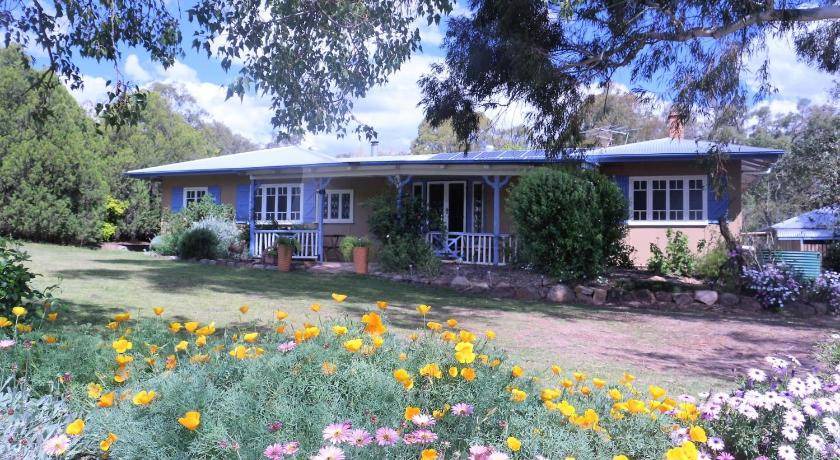 Ballandean House | 200 m² House ∙ 5 bedrooms ∙ 14 guests