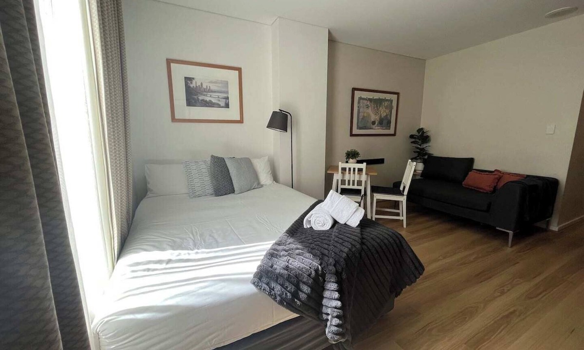 Perth Central Business District Apartment | 203 Cute as a Button w/kitchen for 2 CBD