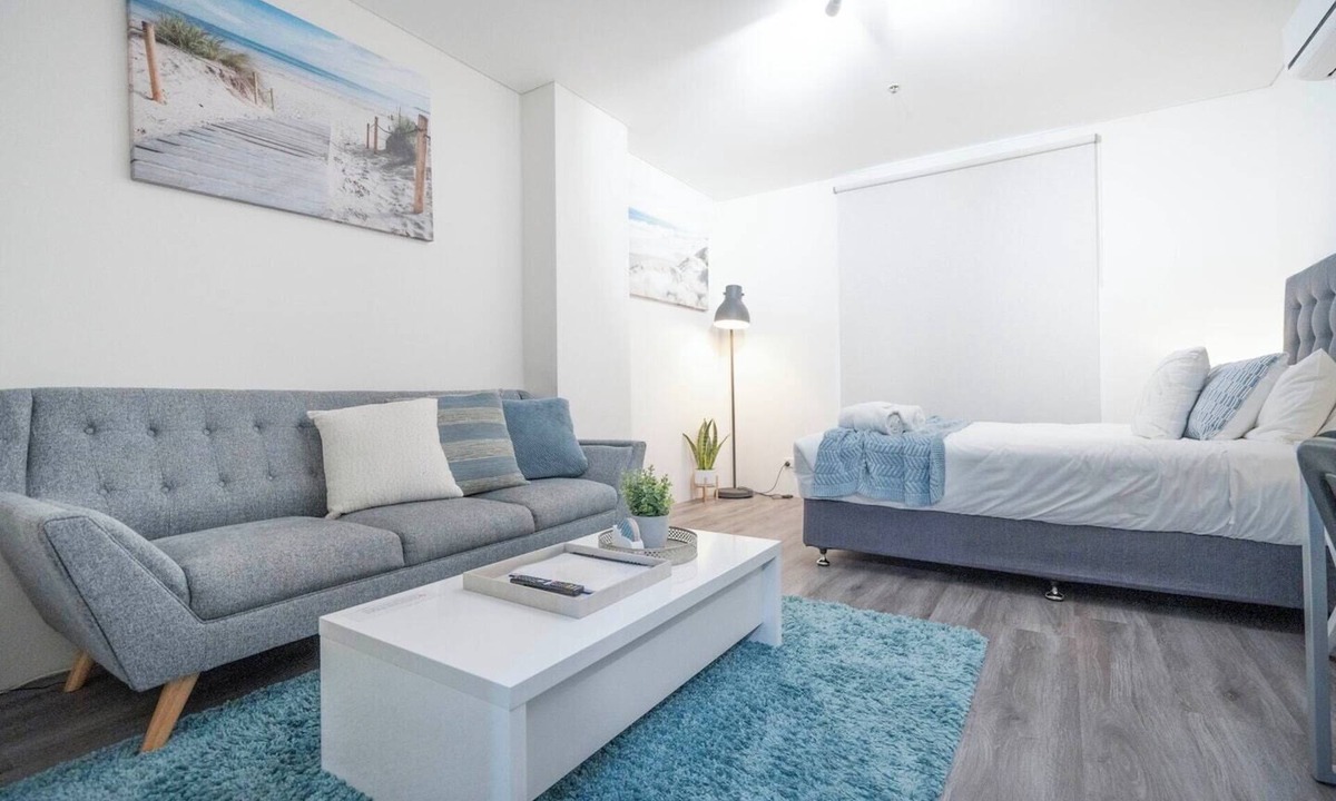 Perth Central Business District Apartment | 206 Funky Executive Studio CBD A/C