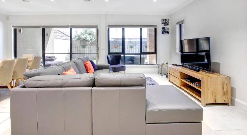 Rye House | 220 m² House ∙ 4 bedrooms ∙ 9 guests