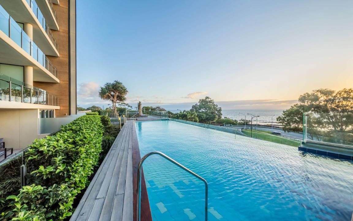 Redcliffe Apartment | 228 m² Serviced apartment ∙ 3 bedrooms ∙ 127 guests