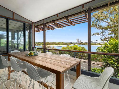 Currumbin House | 232 m² House ∙ 4 bedrooms ∙ 10 guests
