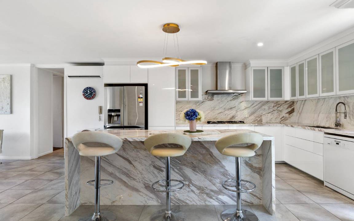 Toorak Apartment | 250 m² Apartment ∙ 3 bedrooms ∙ 9 guests