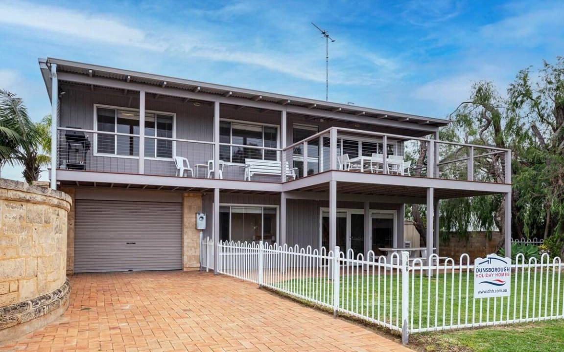 Quindalup House | 250 m² House ∙ 4 bedrooms ∙ 8 guests