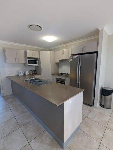 New Auckland House | 280 m² House ∙ 4 bedrooms ∙ 8 guests