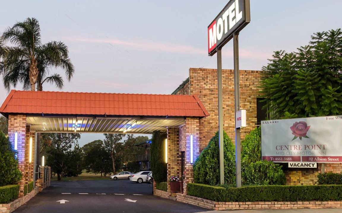 Warwick Hotel | 29 m² Motel ∙ 8 guests