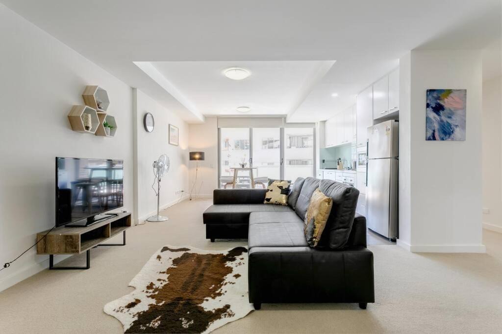 Turramurra Apartment | 2Bd 2Bath Modern Apt Turramurra