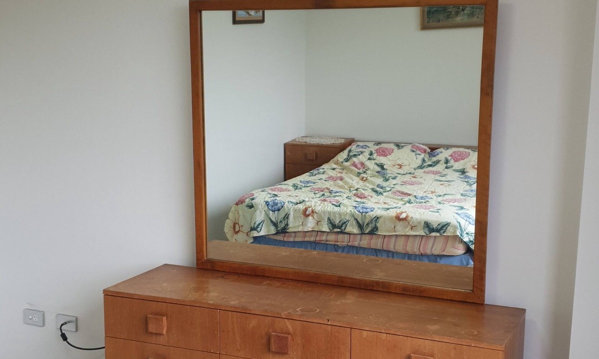 Macquarie Park Apartment | 3 b/r unit in Macquarie Gardens with gym, tennis courts, pool, jaccuzi & sauna