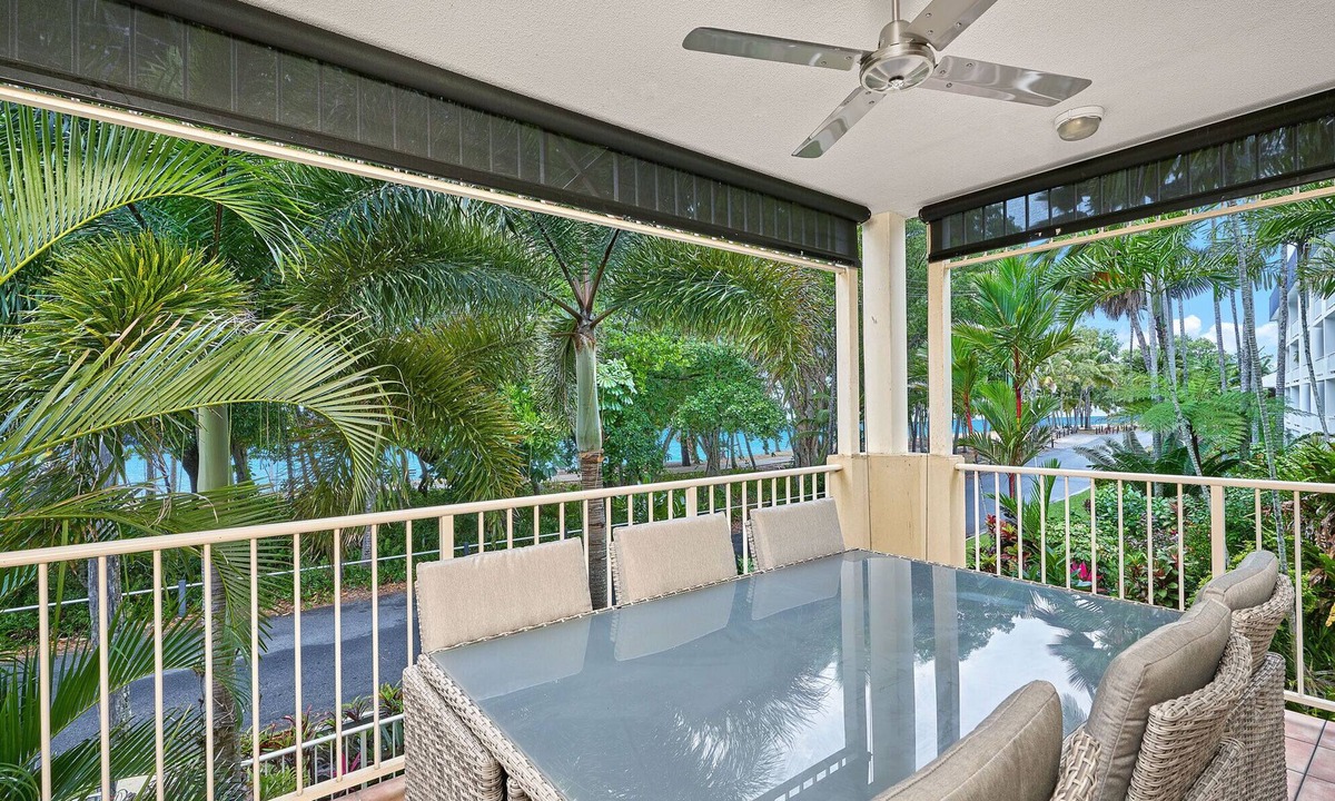 Beachfront | Clifton Beach