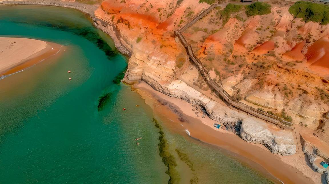 Port Noarlunga South Apartment | 300 m² Apartment ∙ 4 bedrooms ∙ 10 guests