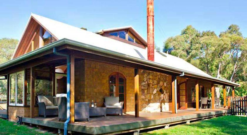 Redgate House | 300 m² House ∙ 1 bedroom ∙ 9 guests