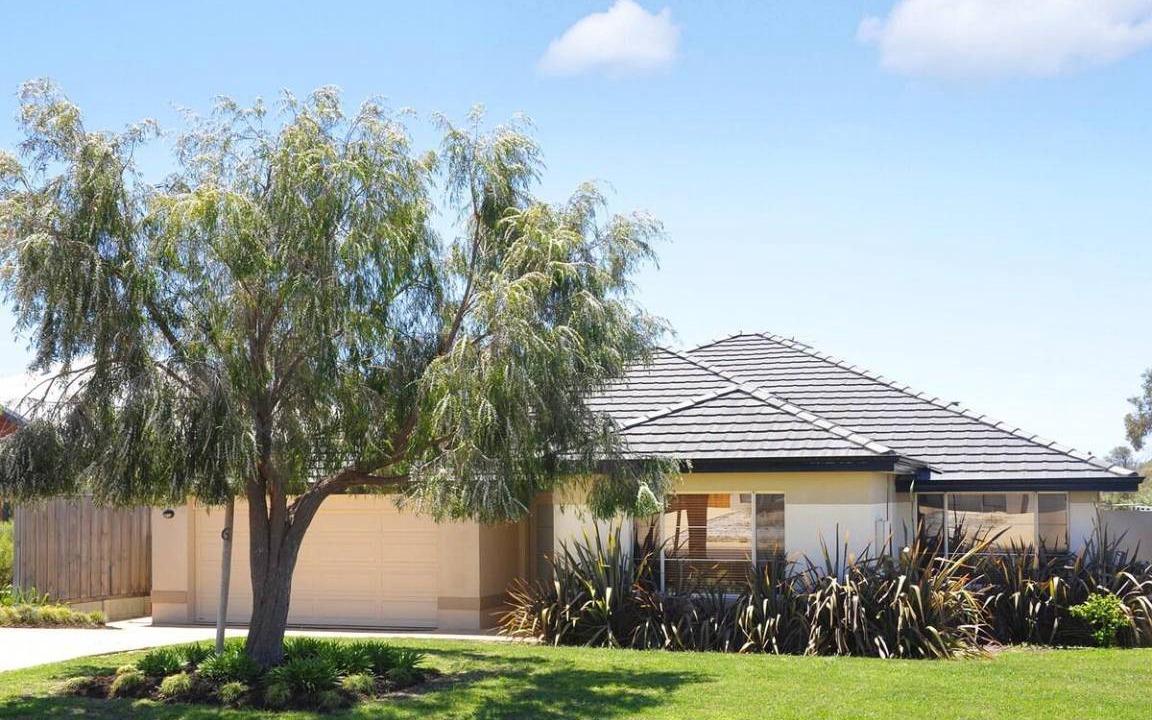 Dunsborough House | 300 m² House ∙ 5 bedrooms ∙ 8 guests
