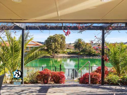 Encounter Bay House | 300 m² House ∙ 3 bedrooms ∙ 6 guests