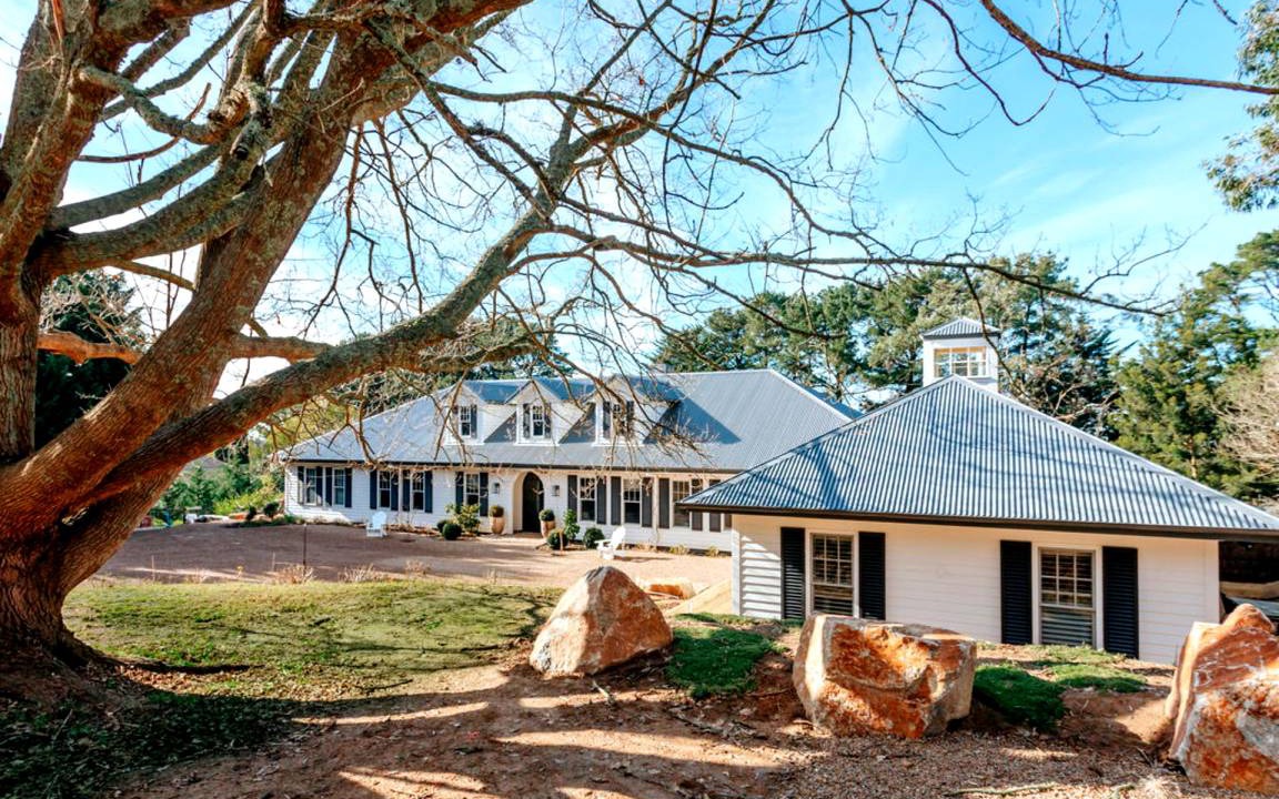 Red Hill South House | 337 m² House ∙ 5 bedrooms ∙ 10 guests