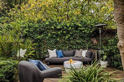 Norwood House | 356 m² House ∙ 4 bedrooms ∙ 8 guests