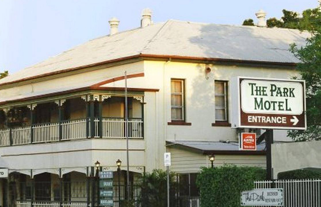 Charters Towers Hotel | 36 m² Motel ∙ 5 guests