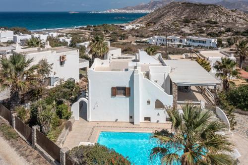 Stelida Villa | 4 Bedroom Villa Valerie with private swimming pool