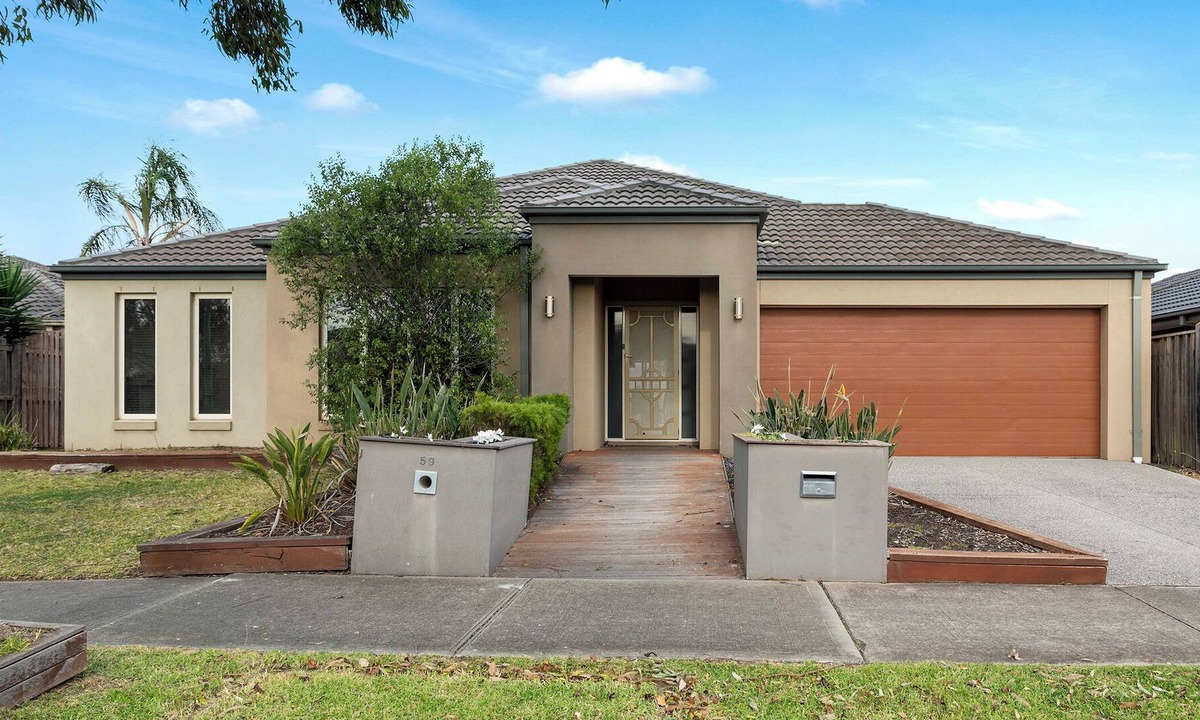 Tarneit House | 4BR Designer Stunning House for 8 in Tarneit