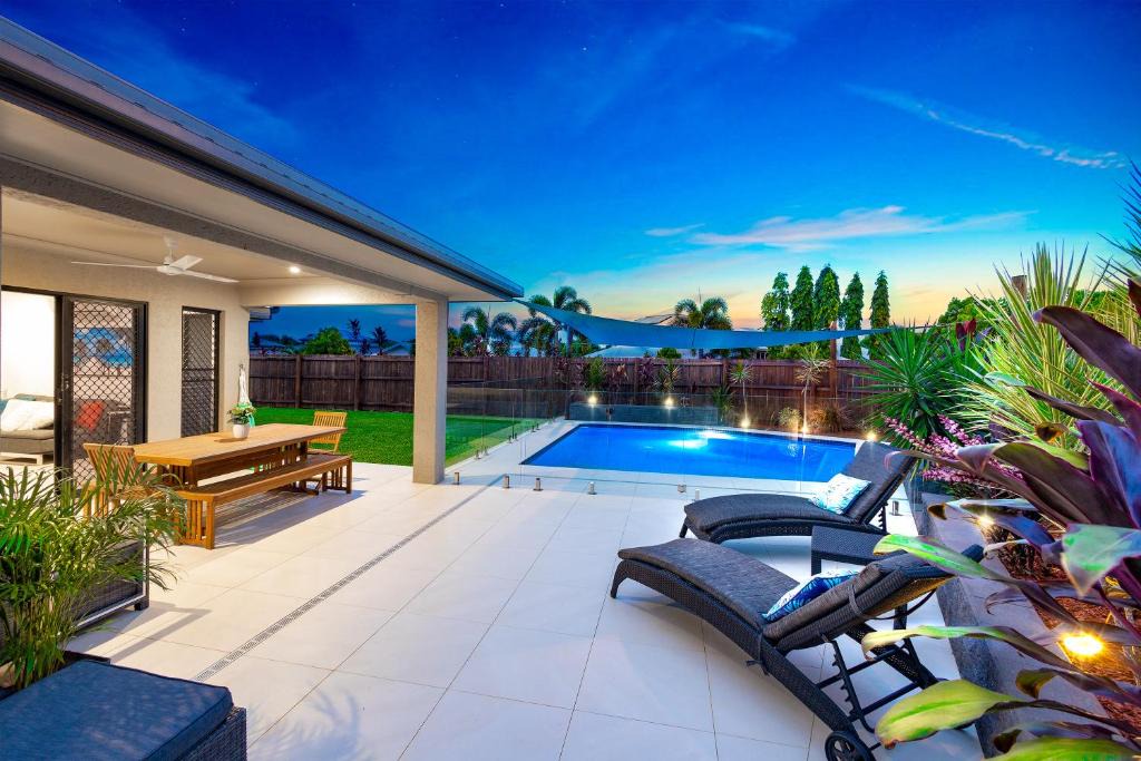 Smithfield House | 4BR Smithfield Serenity; Pool, BBQ & Pool Table