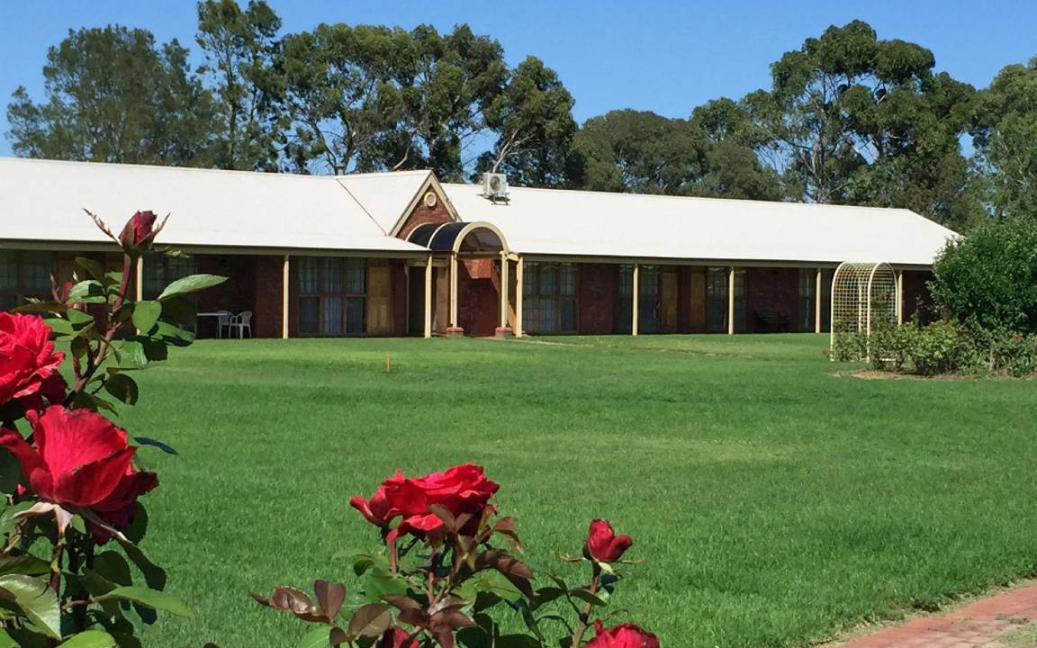 Comaum Hotel | 56 m² Motel ∙ 2 bedrooms ∙ 4 guests