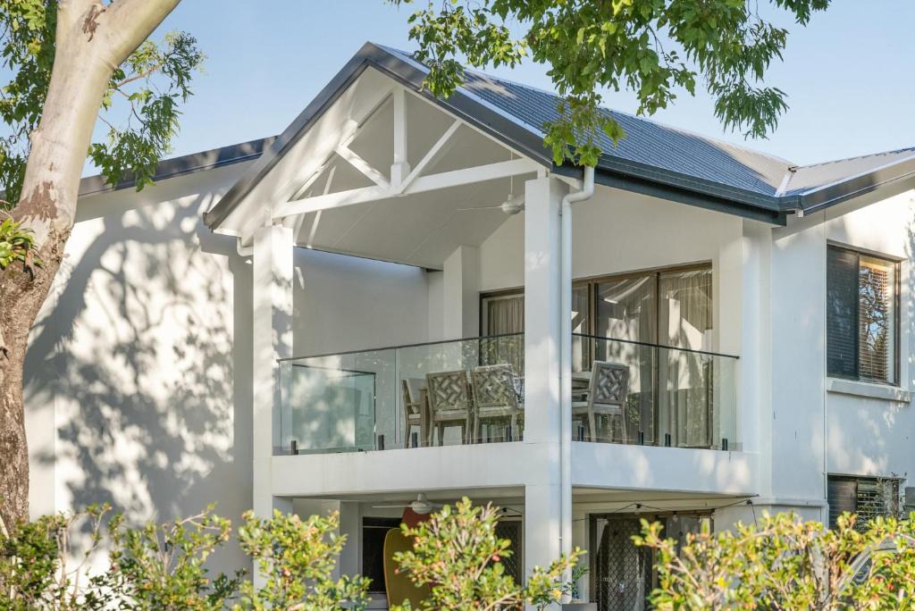 Byron Bay House | 70 Lawson Street@Clarkes Beach