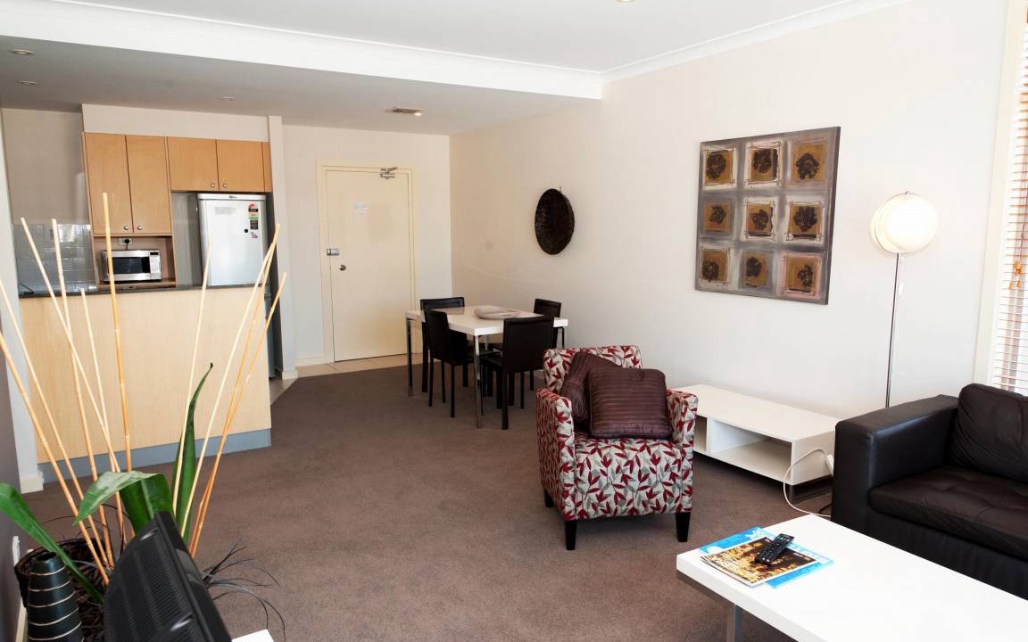 Braddon Apartment | 85 m² Apartment ∙ 2 bedrooms ∙ 4 guests