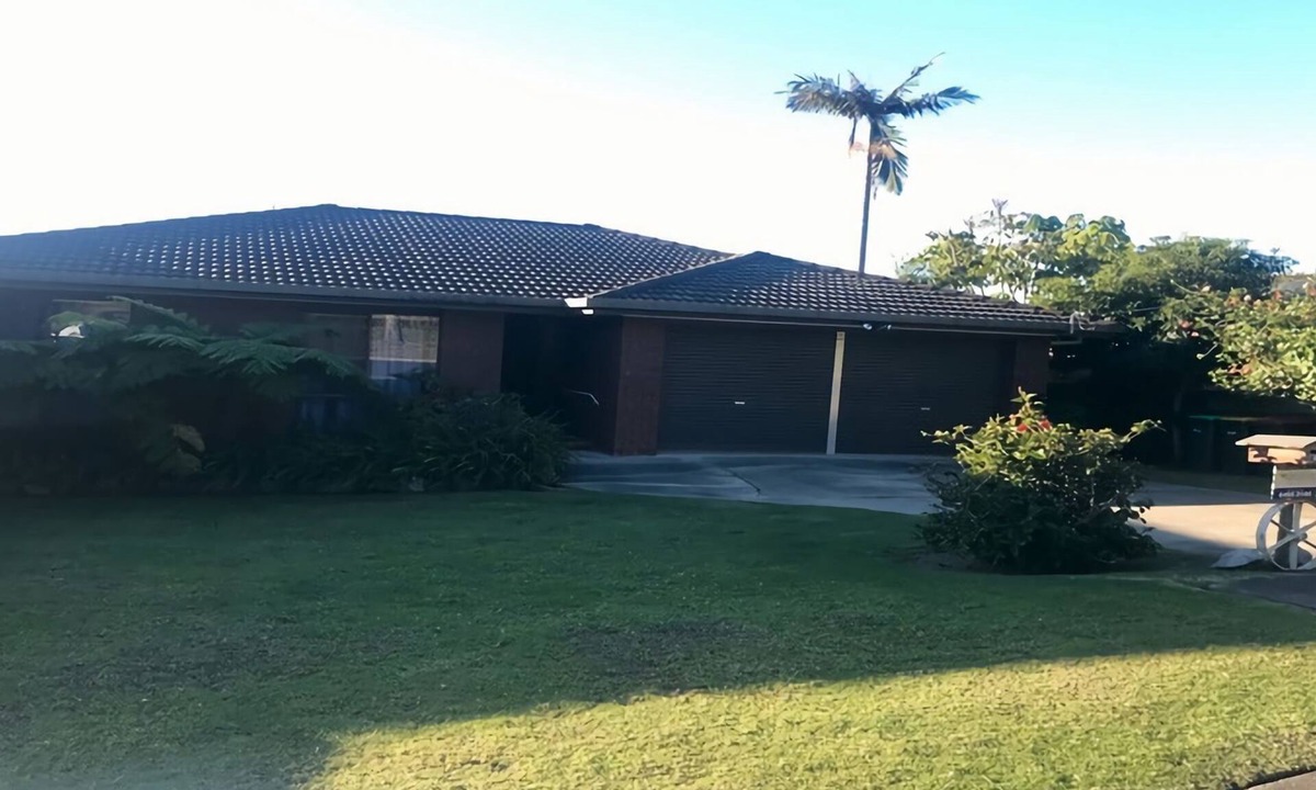 Pambula Beach House | 9 Culgoa Crescent, Pambula Beach