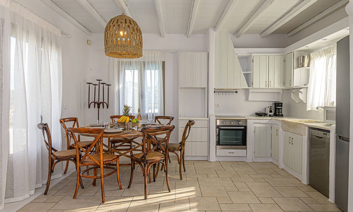 Psarou Villa | 9 Muses Villa Terpsichore, 4 BR with private pool!