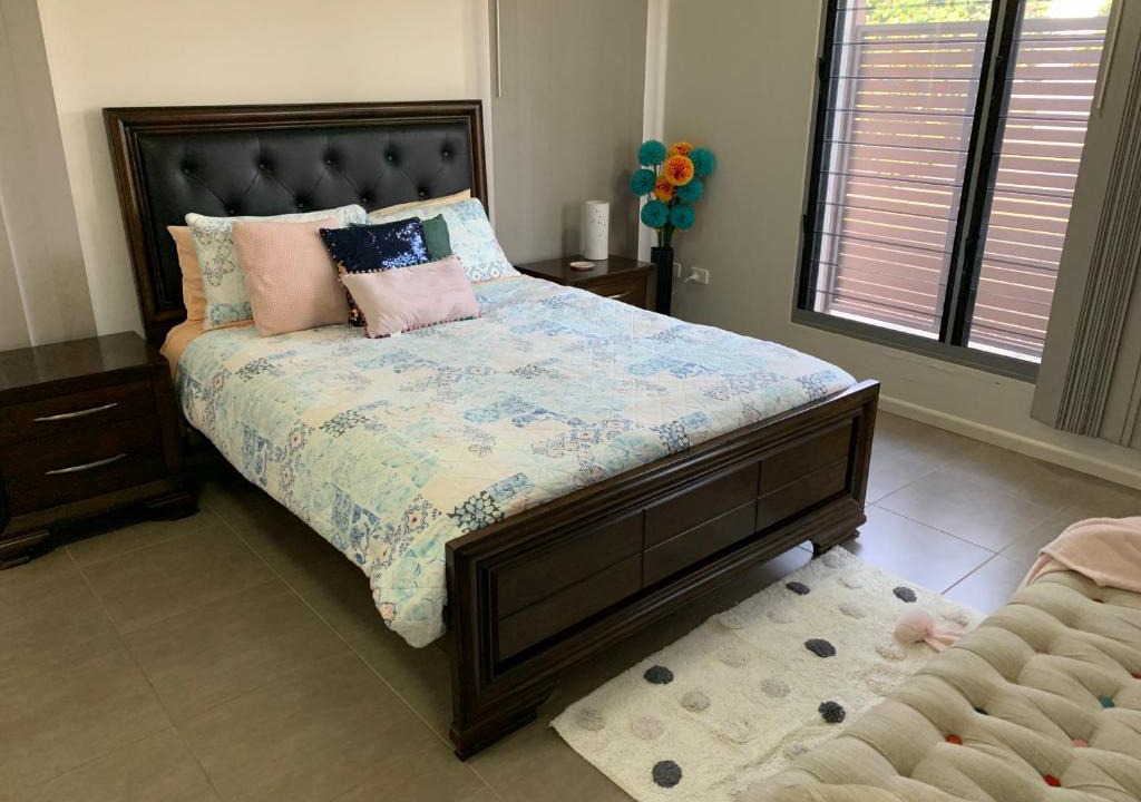 Muirhead House | A private room with ensuite