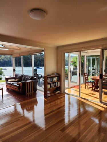 Barnes Bay House | A Slice of Paradise