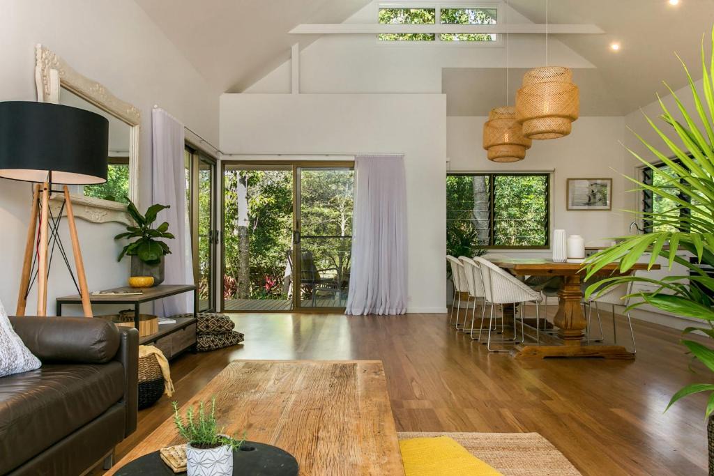 Suffolk Park House | A SWEET ESCAPE - Alcorn House